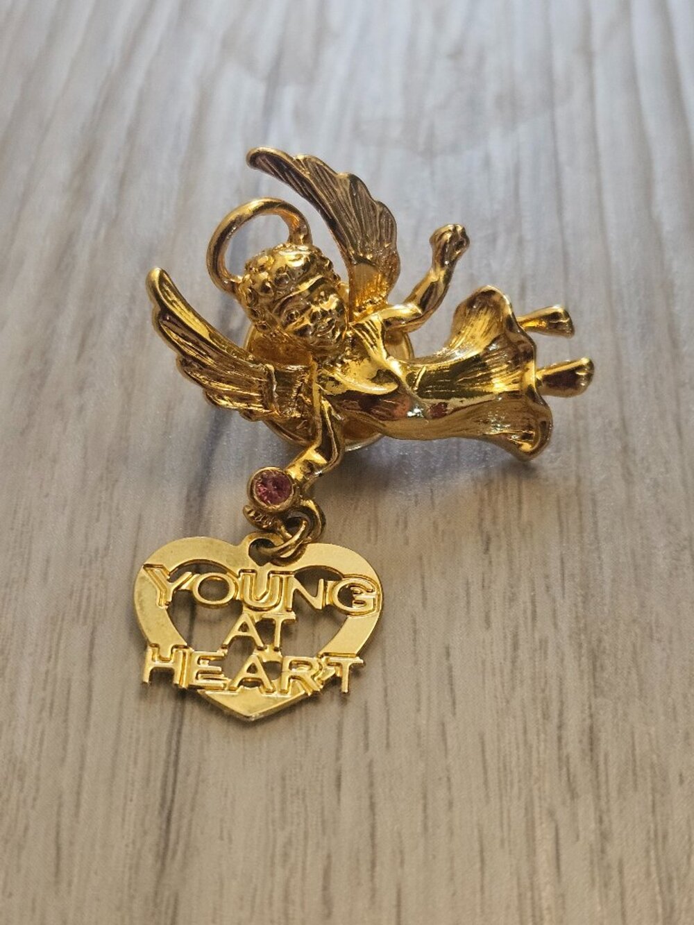 Angel “Young at Heart” Pin Brooch Pink Stone Gold-Tone Enamel Lapel Collectible